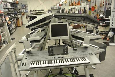 Buy New:Yamaha Tyros5,4,3,2-Yamaha PSR S950,900,75